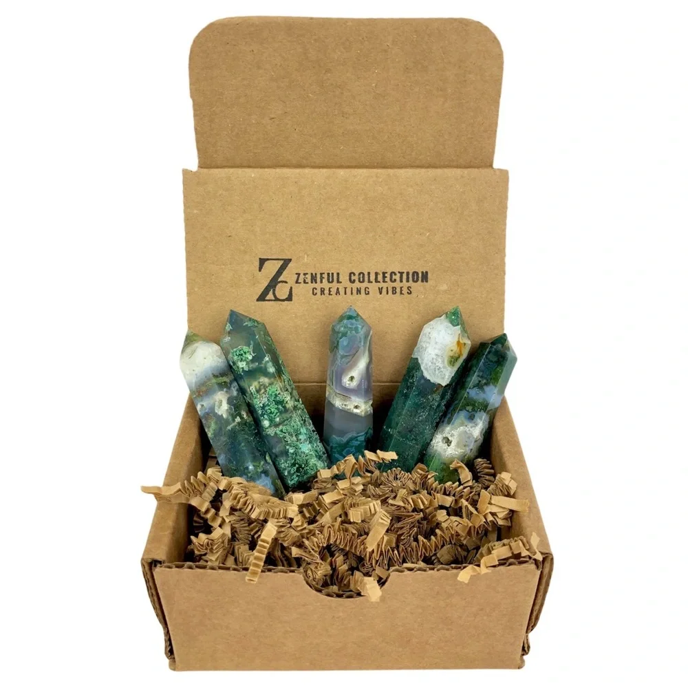 Green Moss Agate stone crystal healing tower pyramid point obelisk wand rock - Picture 4 of 15